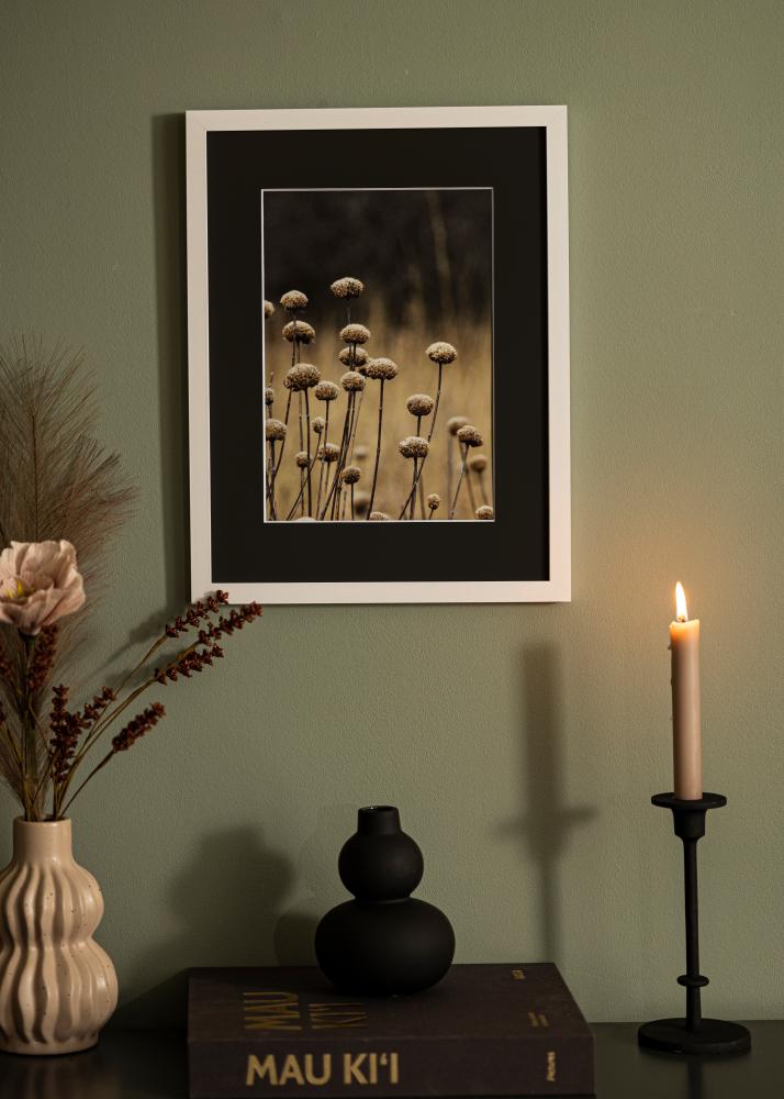 Рамка Selection бяло 70x70 cm - Паспарту Черно 60x60 cm