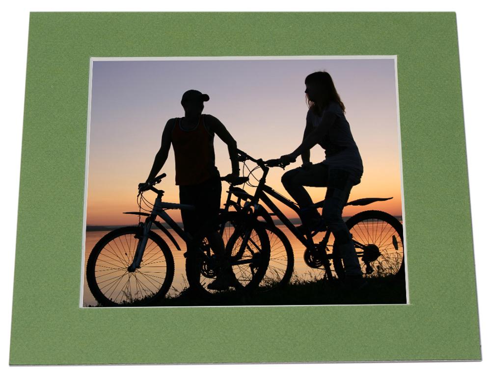 Паспарту Зелено Бяло ядро - Изработени по поръчка