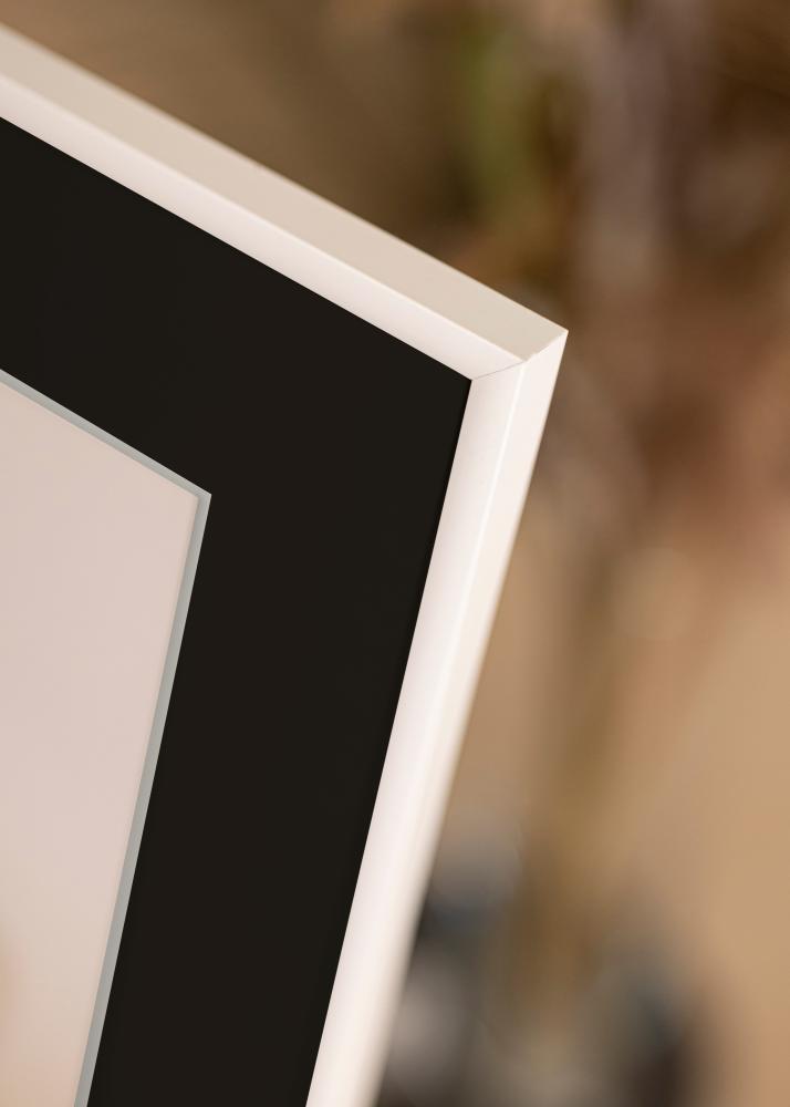 Рамка New Lifestyle бяло 30x40 cm - Паспарту Черно 18x27 cm