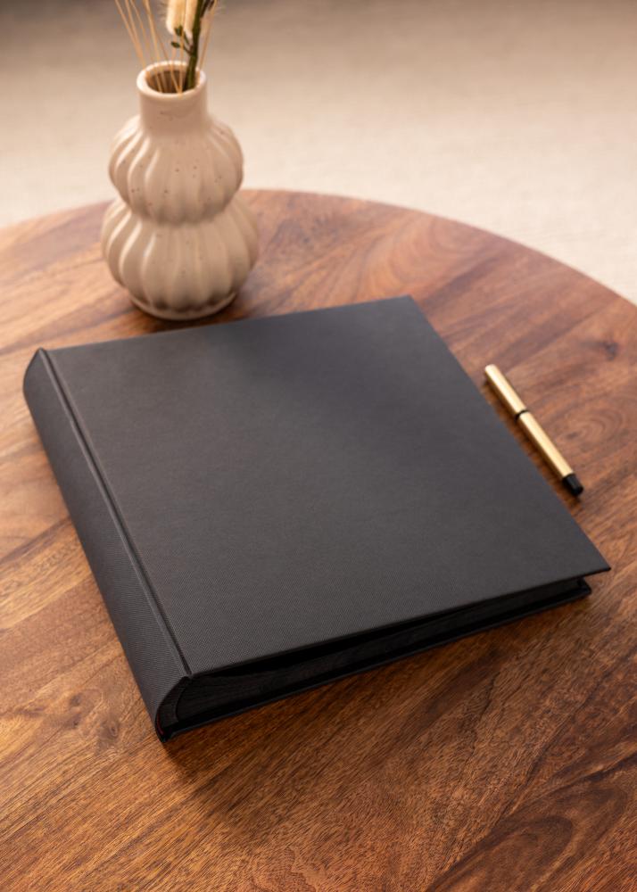 Wiro Албум Черно - 30x30 cm (100 Черни Страници / 50 листа)