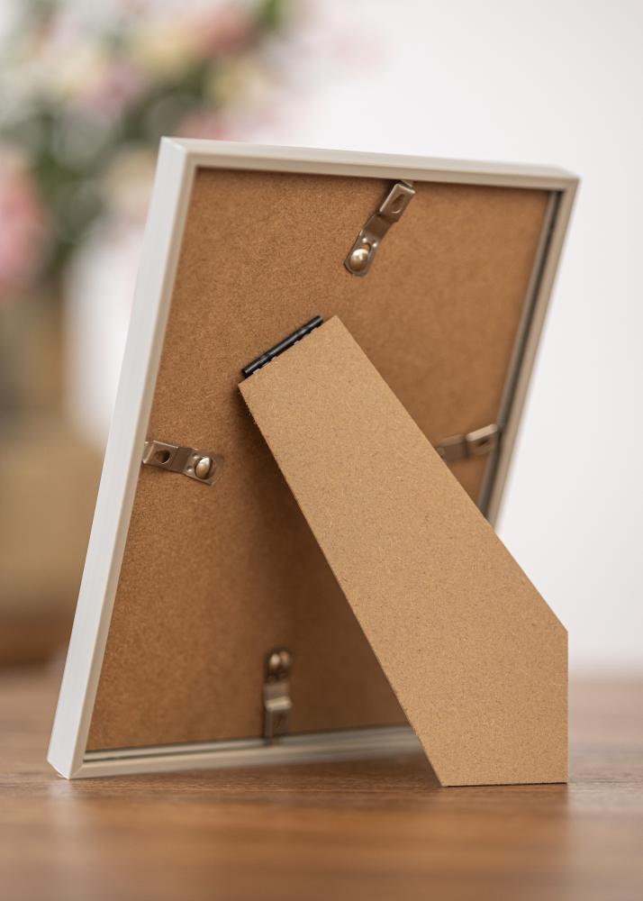 Рамка New Lifestyle земно сиво 13x18 cm - Паспарту Бяло 9x12 cm