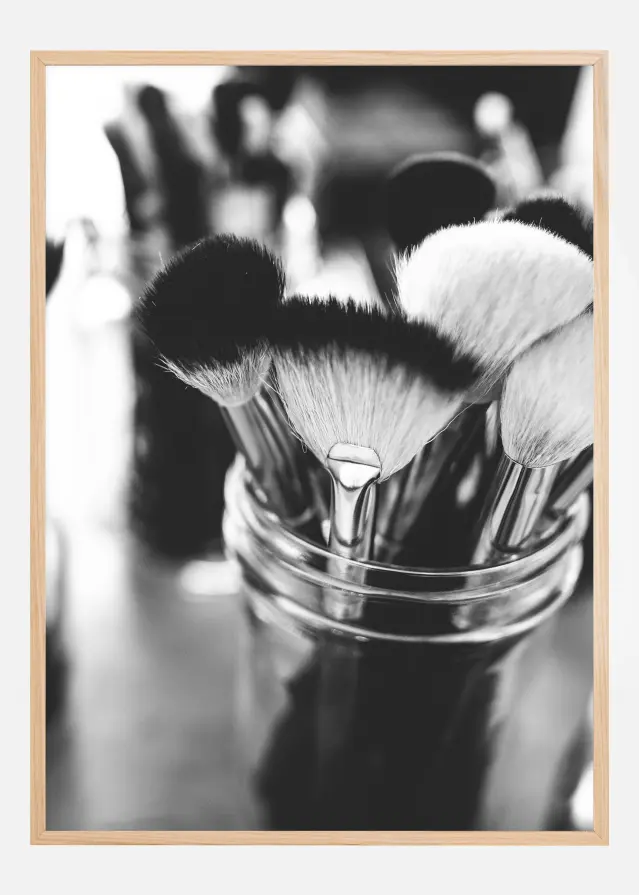 Make Me Up Постер