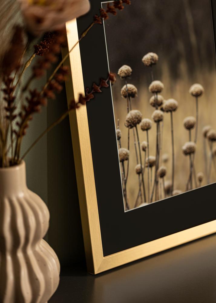 Рамка Selection Златно 40x50 cm - Паспарту Черно 30x40 cm