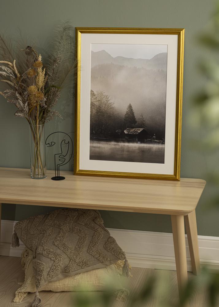 Рамка Västkusten злато 60x75 cm - Паспарту Бяло 48x68,5 cm