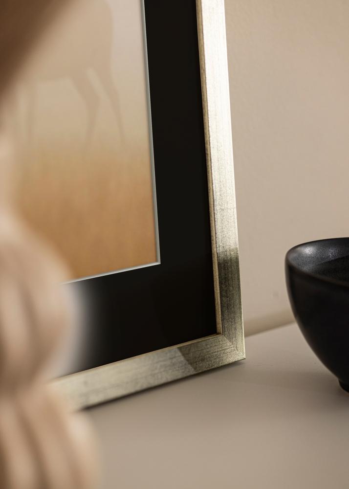 Рамка Стилен Сребро 18x24 cm - Паспарту Черно 13x18 cm