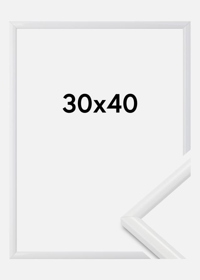 Рамка Newline бяло 30x40 cm