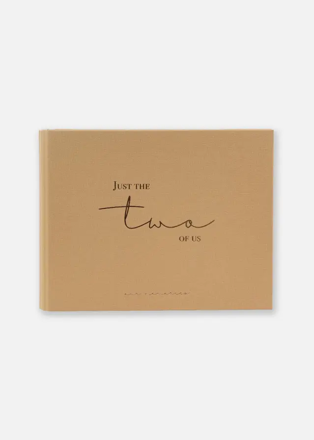 Just the two of us Книга за гости Кафяво - 25x20 cm (100 Бели Страници)