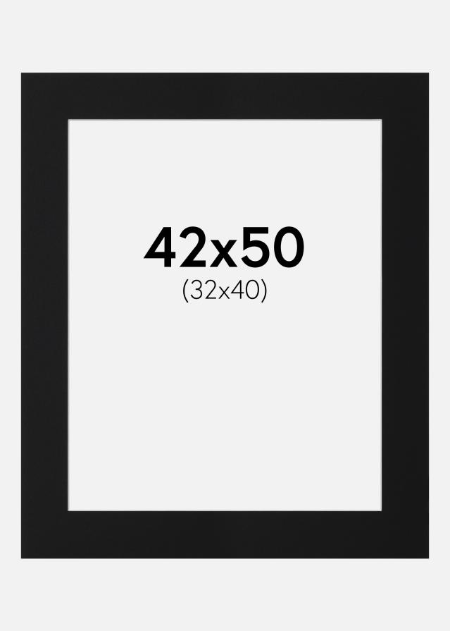 Паспарту Черен Стандарт (Бяло Ядро) 42x50 cm (32x40)