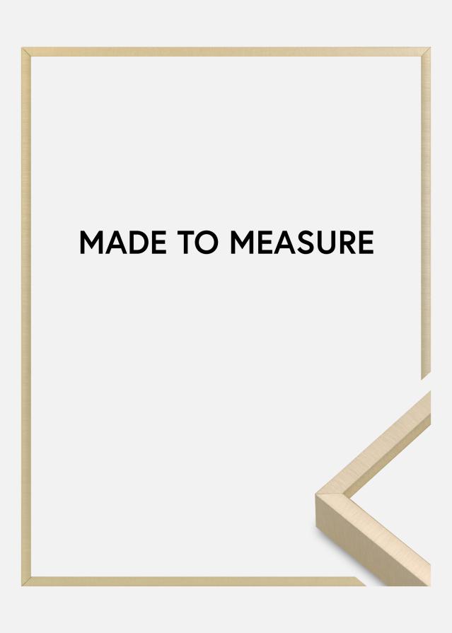 Рамка Nielsen Премиум Alpha Четкано Златно - произволен размер