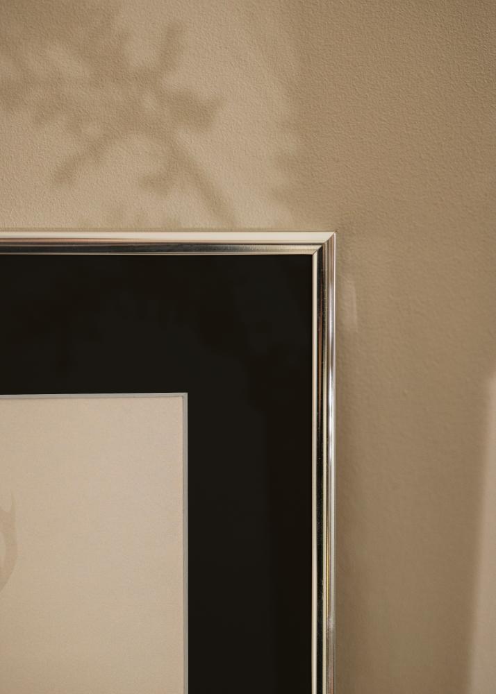 Рамка Алуминий Гланцово сребро 50x50 cm - Паспарту Черно 35x35 cm