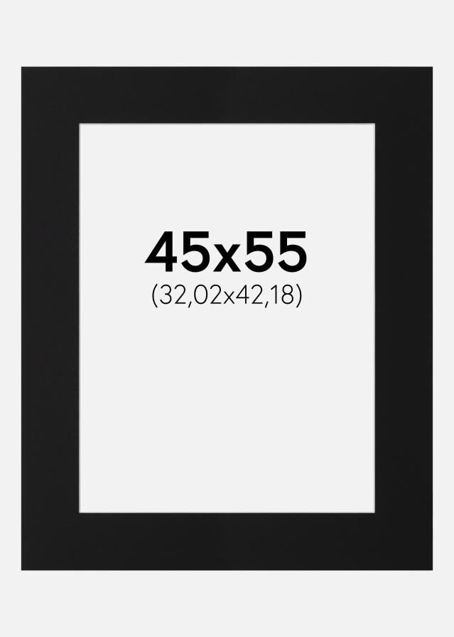 Паспарту Черен Стандарт (Бяло Ядро) 45x55 cm (32,02x42,18)