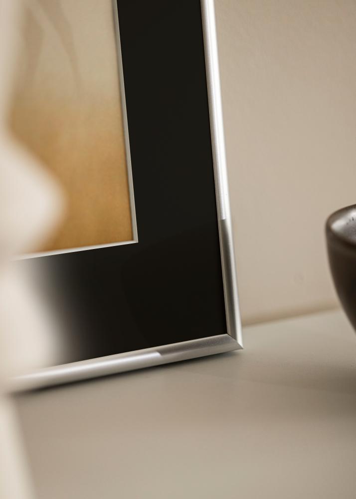 Рамка Victoria Сребро 30x40 cm - Паспарту Черно 20x28 cm