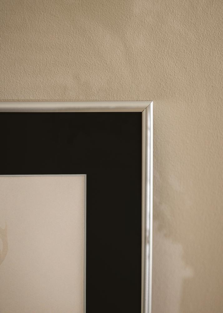 Рамка Victoria Сребро 30x40 cm - Паспарту Черно 20x28 cm