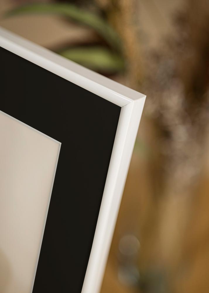 Рамка Victoria бяло 13x18 cm - Паспарту Черно 3,5x5 inches