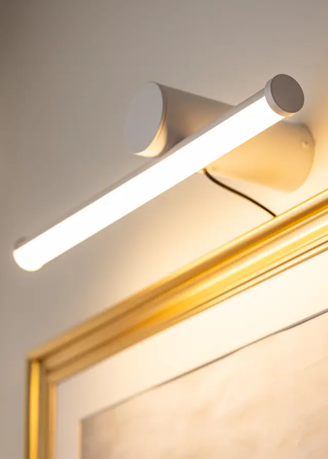 KAILA Shine Osveshtenie za Kartini 40 cm - Byal