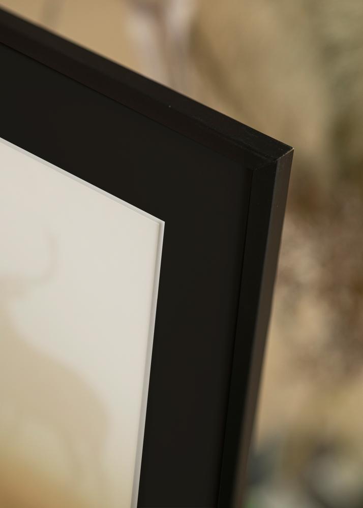 Рамка Edsbyn Черно 30x40 cm - Паспарту Черно 8x12 inches (20,32x30,48 cm)