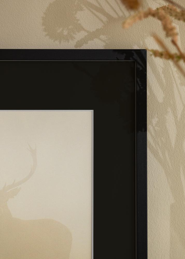 Рамка Edsbyn Черно 30x40 cm - Паспарту Черно 8x12 inches (20,32x30,48 cm)