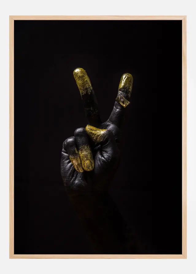 Golden Hands III Постер