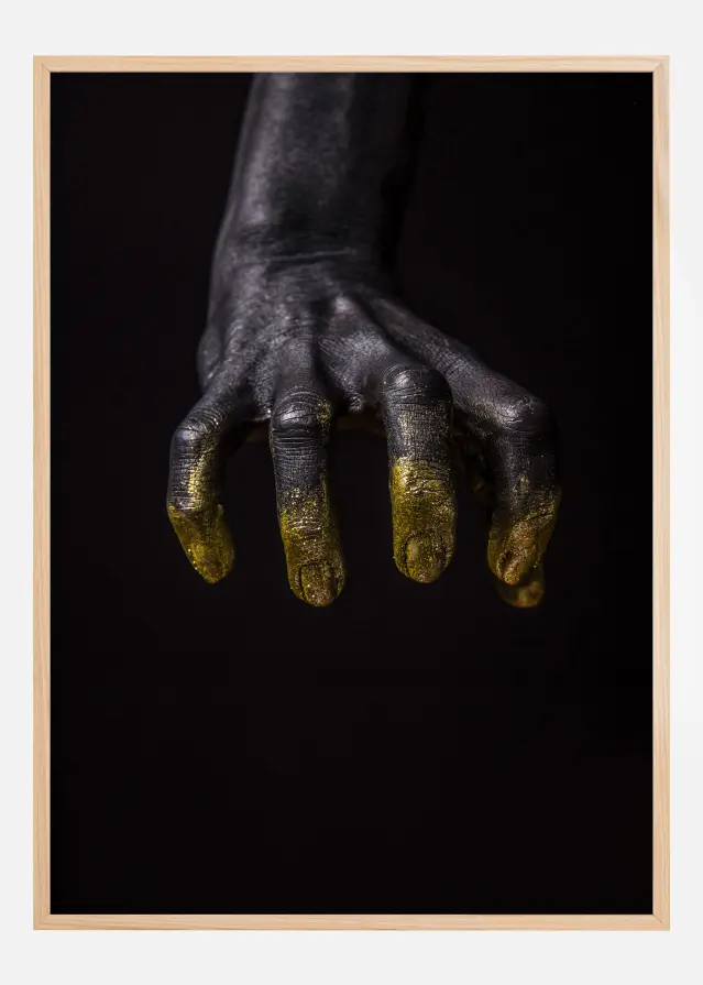 Golden Hands IV Постер