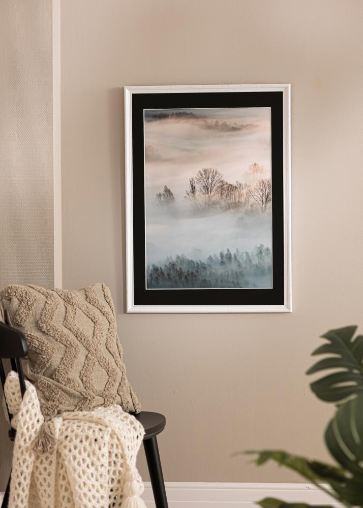 Рамка Abisko бяло 24x30 cm - Паспарту Черно 18x24 cm