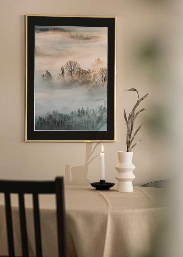 Рамка New Lifestyle Златно 30x40 cm - Паспарту Черно 18x27 cm