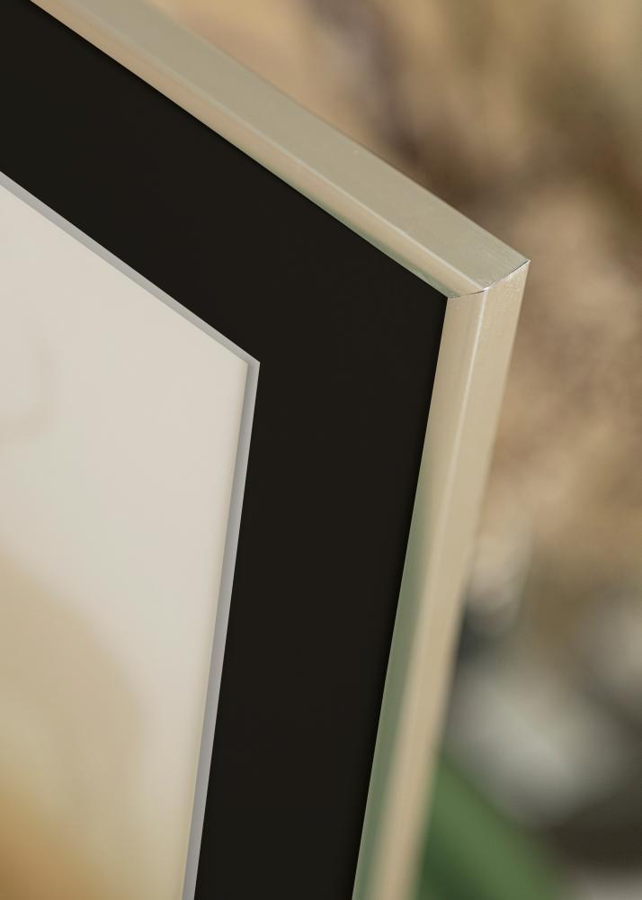 Рамка New Lifestyle Сребро 30x40 cm - Паспарту Черно 18x27 cm