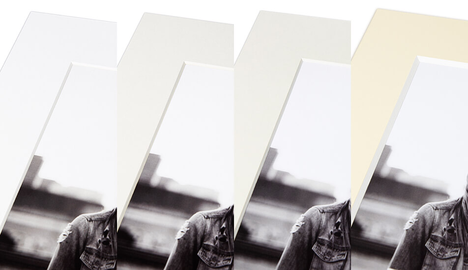 Четири различни нюанса за бели паспарту